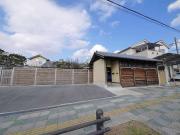 近鉄難波・奈良線近鉄奈良駅までバス約7分 徒歩4分