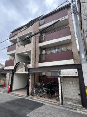 近鉄大阪線久宝寺口駅まで徒歩3分