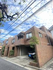 ＪＲ総武線（各駅停車）中野駅まで徒歩15分