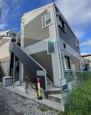 小田急江ノ島線鶴間駅まで徒歩11分