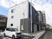 Y′z House