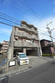 ＪＲ指宿枕崎線郡元駅まで徒歩22分
