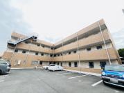 ＪＲ東海道本線茅ケ崎駅までバス約11分 徒歩9分