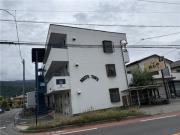 ホワイトタウン