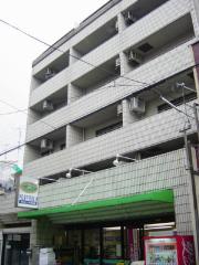 地下鉄烏丸線烏丸御池駅まで徒歩5分