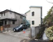 小田急小田原線向ヶ丘遊園駅まで徒歩13分