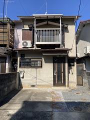 嵯峨新宮町貸家