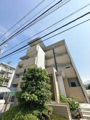 近鉄難波・奈良線八戸ノ里駅まで徒歩20分