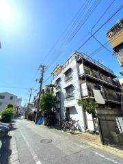 マンション牧野