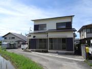 伊予鉄道横河原線平井駅まで徒歩11分