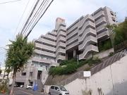 地下鉄西神・山手線伊川谷駅までバス約10分 徒歩7分