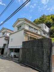 とさでん交通伊野線上町四丁目駅まで徒歩23分