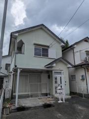 仰木の里東八丁目貸家