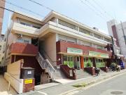 緑地八番館