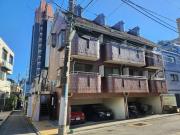 東急田園都市線三軒茶屋駅まで徒歩5分