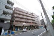 小田急小田原線読売ランド前駅まで徒歩2分