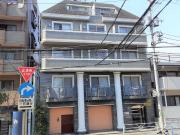ＪＲ山手線恵比寿駅まで徒歩9分