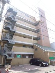 京急本線鶴見市場駅まで徒歩8分