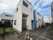 小田急小田原線東海大学前駅まで徒歩22分
