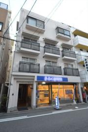 ファミーユ河村
