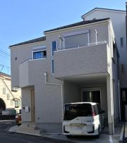 東和一丁目一戸建て