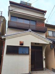 山際リースホーム