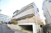 小田急小田原線新百合ヶ丘駅まで徒歩7分