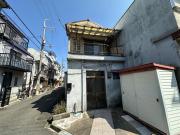 寝屋川市池田西町22-8 2階建テラス