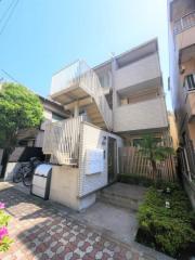 都電荒川線荒川遊園地前駅まで徒歩4分