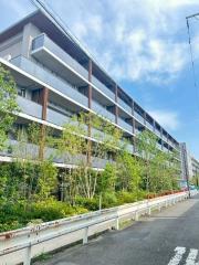 東急東横線武蔵小杉駅まで徒歩15分