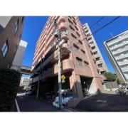 日暮里・舎人ライナー赤土小学校前駅まで徒歩1分