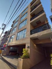 P′s Azabu East ピーズアザブイースト