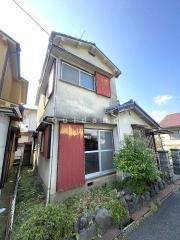 近鉄南大阪線橿原神宮西口駅まで徒歩7分