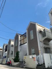 ＪＲ常磐線（各駅停車）新松戸駅まで徒歩10分