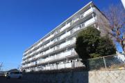 地下鉄西神・山手線名谷駅まで徒歩16分