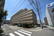 西鉄天神大牟田線高宮駅まで徒歩9分