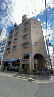 地下鉄四つ橋線四ツ橋駅まで徒歩9分