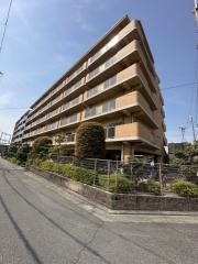 大阪モノレール本線沢良宜駅まで徒歩10分
