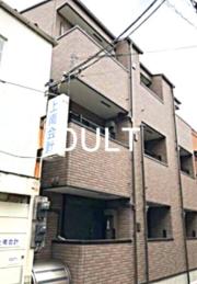 東京メトロ千代田線町屋駅まで徒歩4分