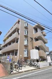 地下鉄箱崎線箱崎宮前駅まで徒歩7分