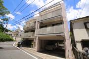 地下鉄西神・山手線長田駅までバス約15分 徒歩3分