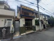 高槻市寿町貸家