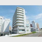 Lennon Terraza6-3