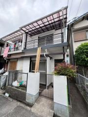 南花屋敷1丁目4-4テラスハウス