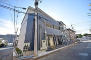 フィユフラッツ川越南