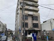 山陽電鉄網干線飾磨駅まで徒歩4分