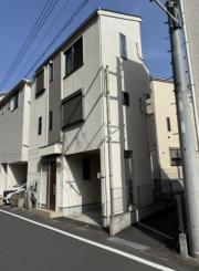 戸塚区上倉田町貸家