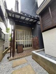 ミロメゾン市川曽谷1丁目東棟