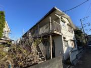 小田急小田原線東海大学前駅まで徒歩20分