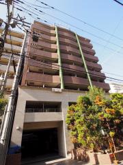 地下鉄御堂筋線梅田駅まで徒歩6分